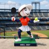 Mrs Met Tennis Bobblehead Giveaway 2026 7 Mrs Met Tennis Bobblehead Giveaway 2026 1
